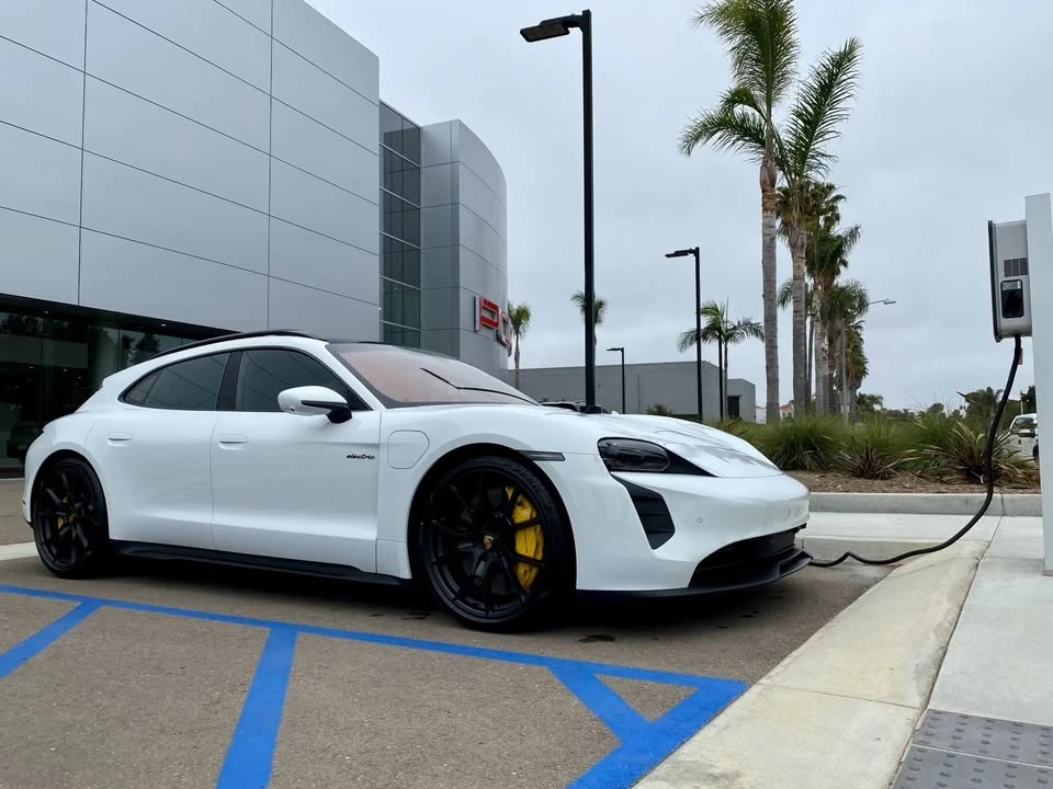 2022 Porsche Taycan GTS - Image 12 of 12