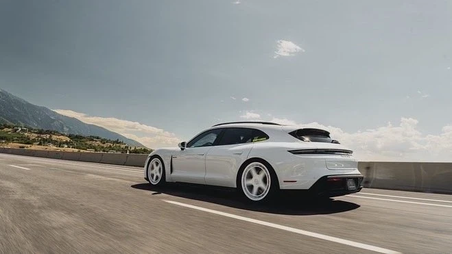 2022 Porsche Taycan GTS - Image 2 of 12