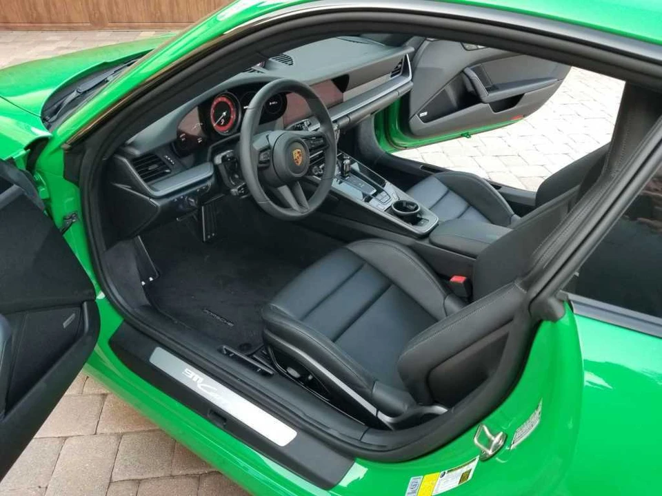 2022 Porsche 992 Carrera - Image 10 of 14