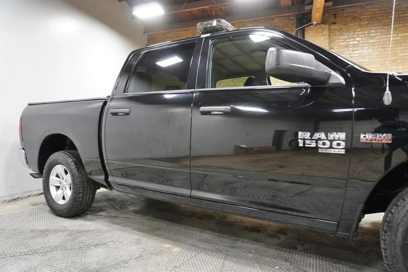 2022 Ram 1500 2nd Gen - Image 9 of 12