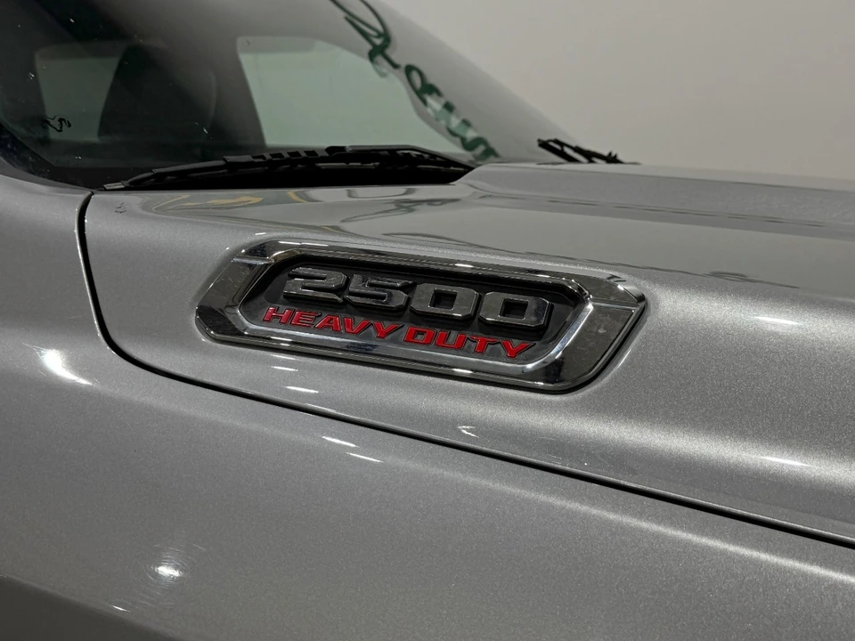 2022 Ram 2500 - Image 3 of 12