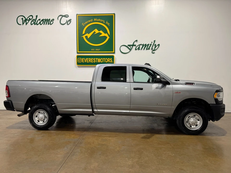 2022 Ram 2500 - Image 2 of 12