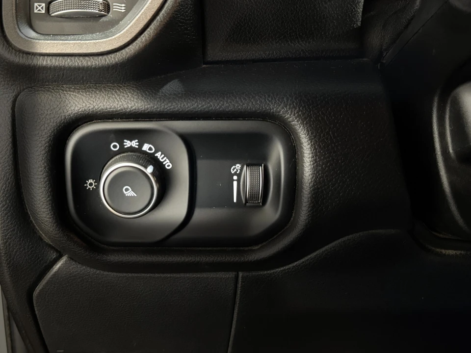 2022 Ram 2500 - Image 6 of 21