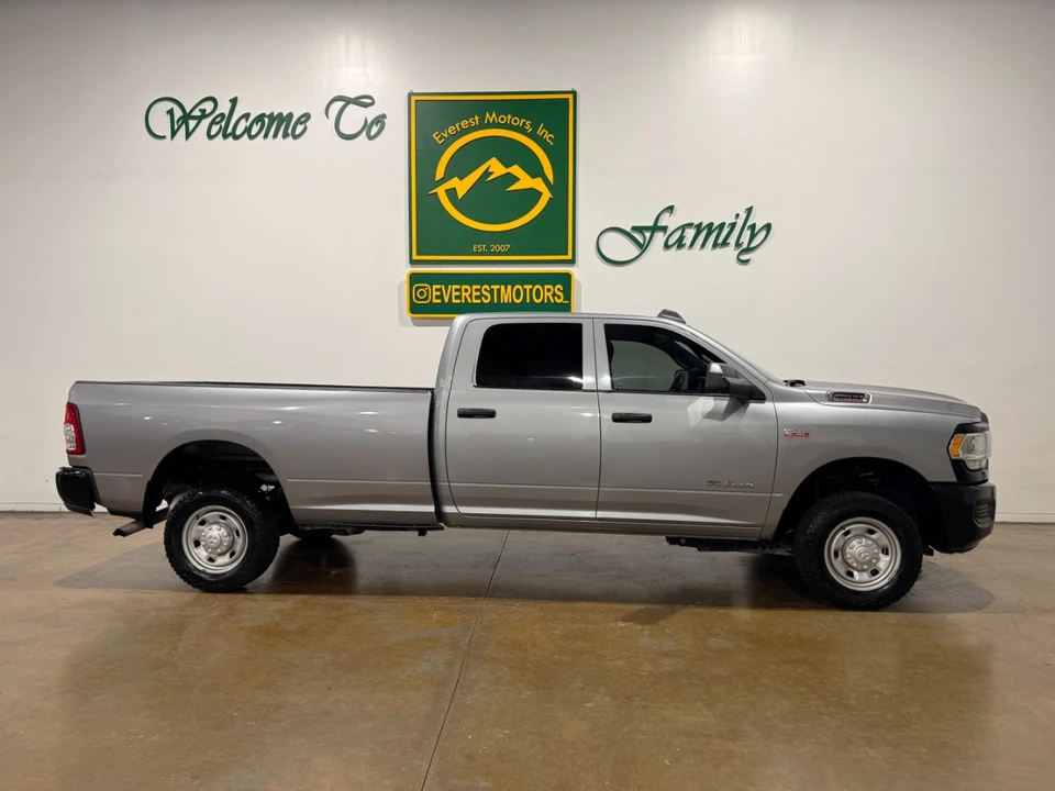 2022 Ram 2500 - Image 2 of 21