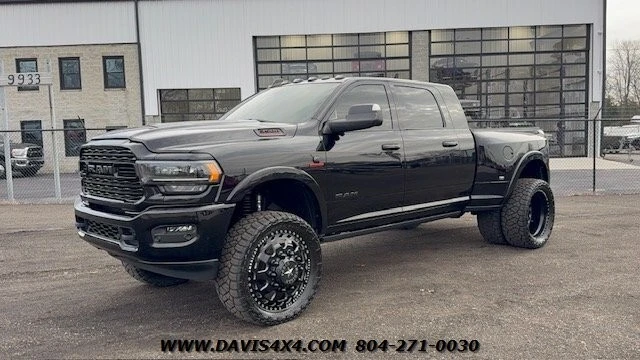 2022 Ram 3500 - Image 2 of 12