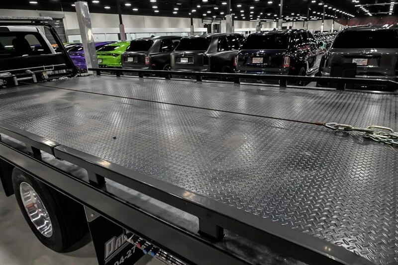 2022 Ram 4500 & 5500 - Image 13 of 21