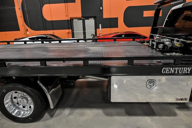 2022 Ram 4500 & 5500 - Image 4 of 21