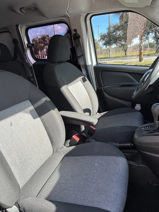 2022 Ram ProMaster - Image 11 of 21