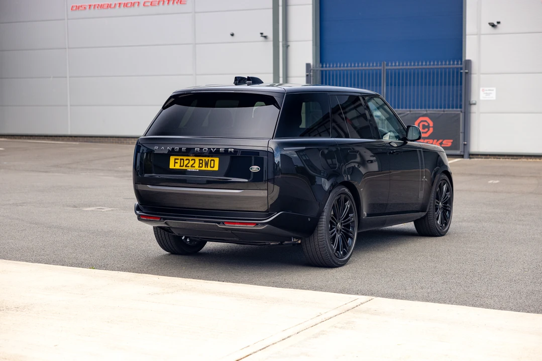 2022 Land Rover Range Rover L460 - Image 16 of 31