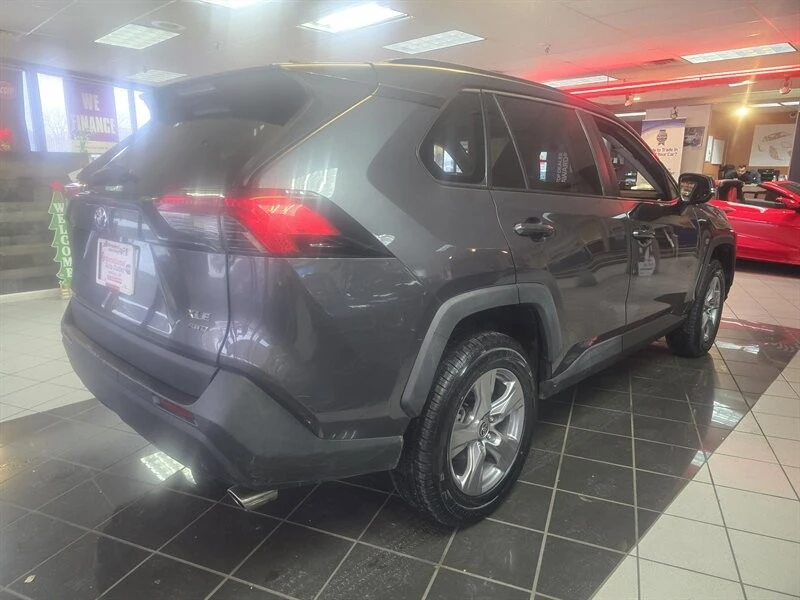 2022 Toyota RAV4 5th Gen - Image 4 of 4