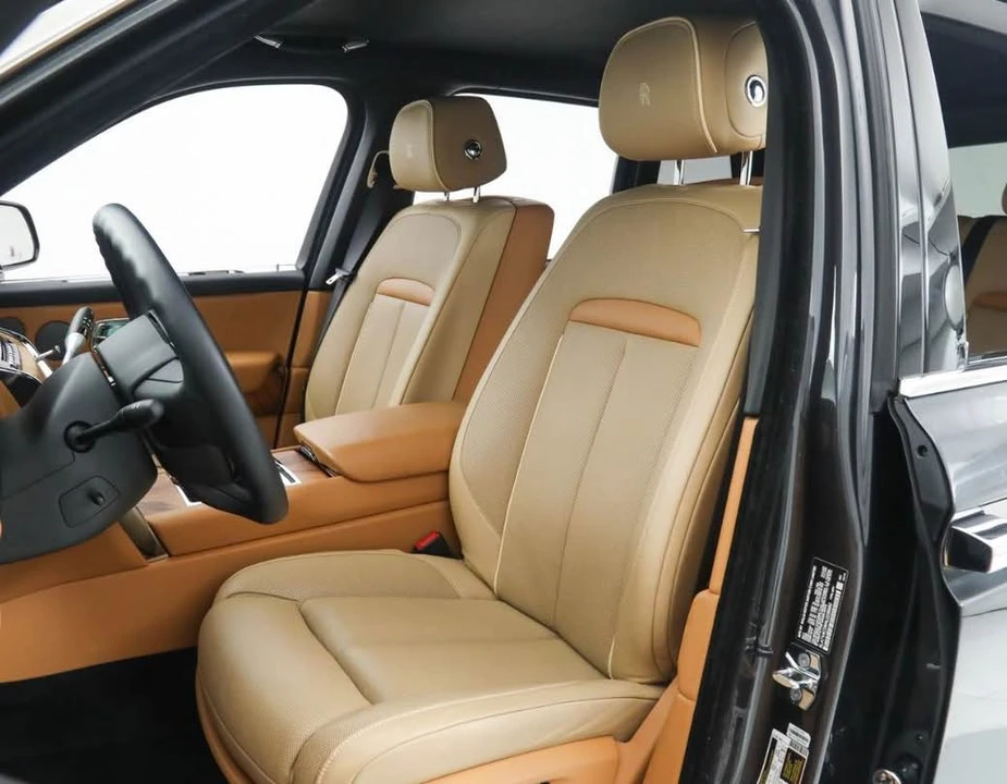 2022 Rolls-Royce Cullinan - Image 9 of 10