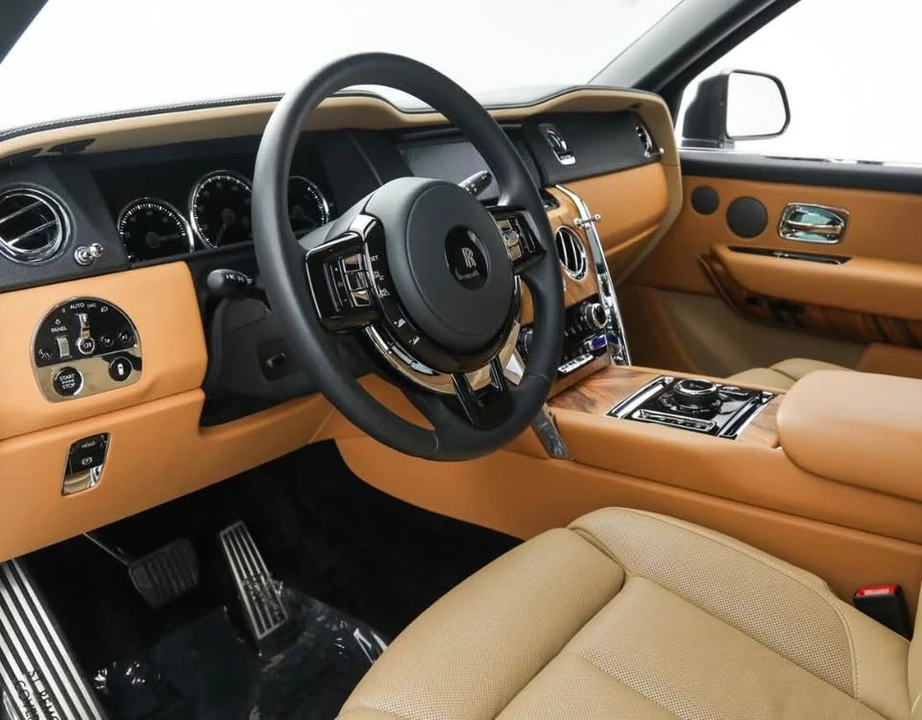2022 Rolls-Royce Cullinan - Image 7 of 10