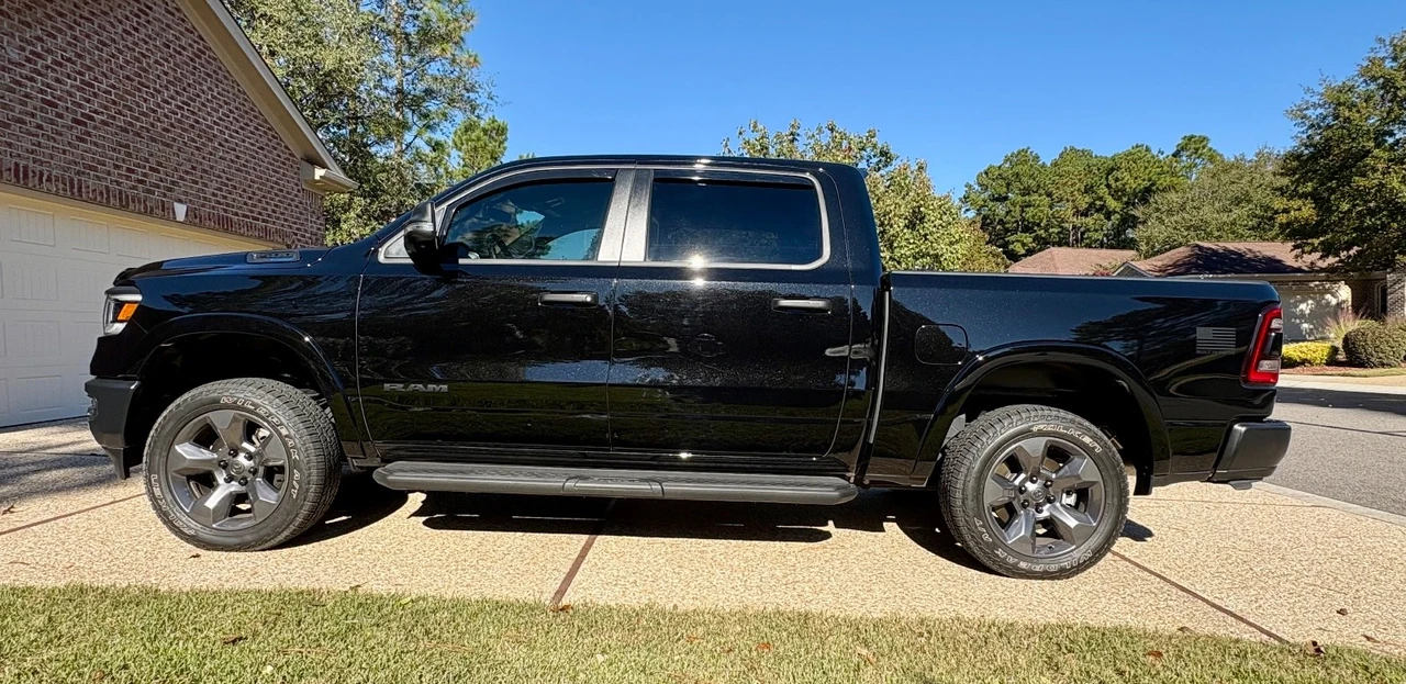 2022 Ram 1500 2nd Gen - Image 3 of 17