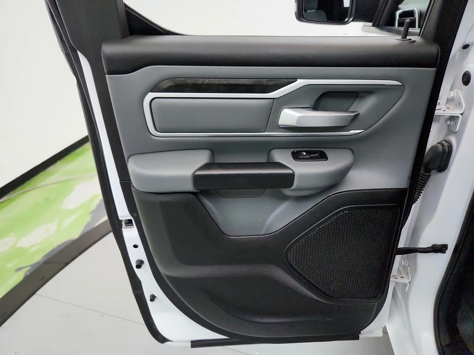 2022 Ram 1500 2nd Gen - Image 21 of 31