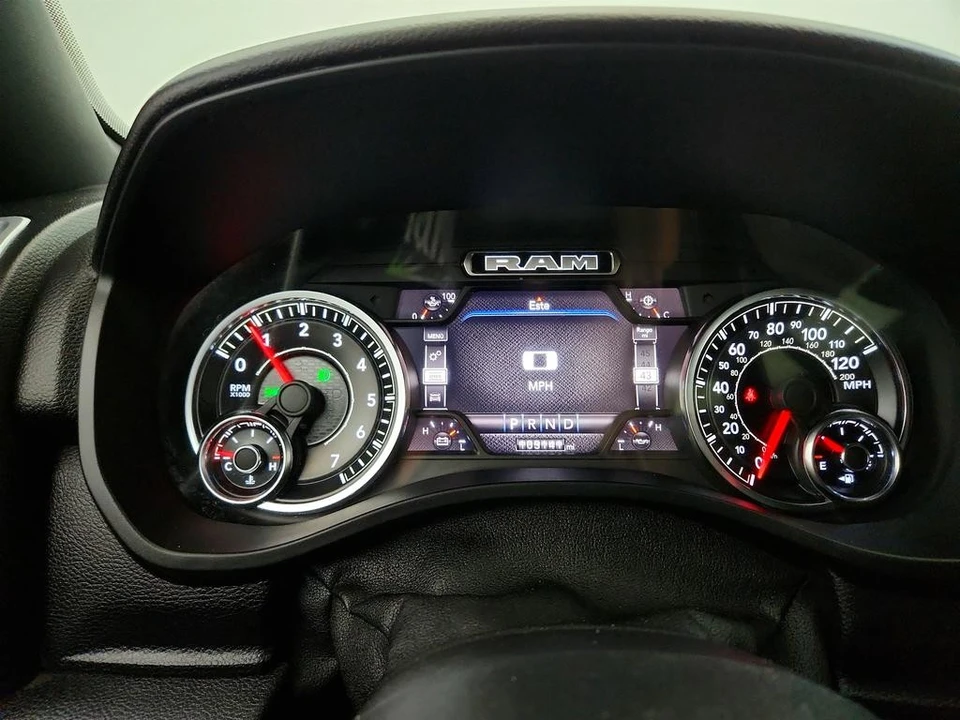 2022 Ram 1500 2nd Gen - Image 15 of 31