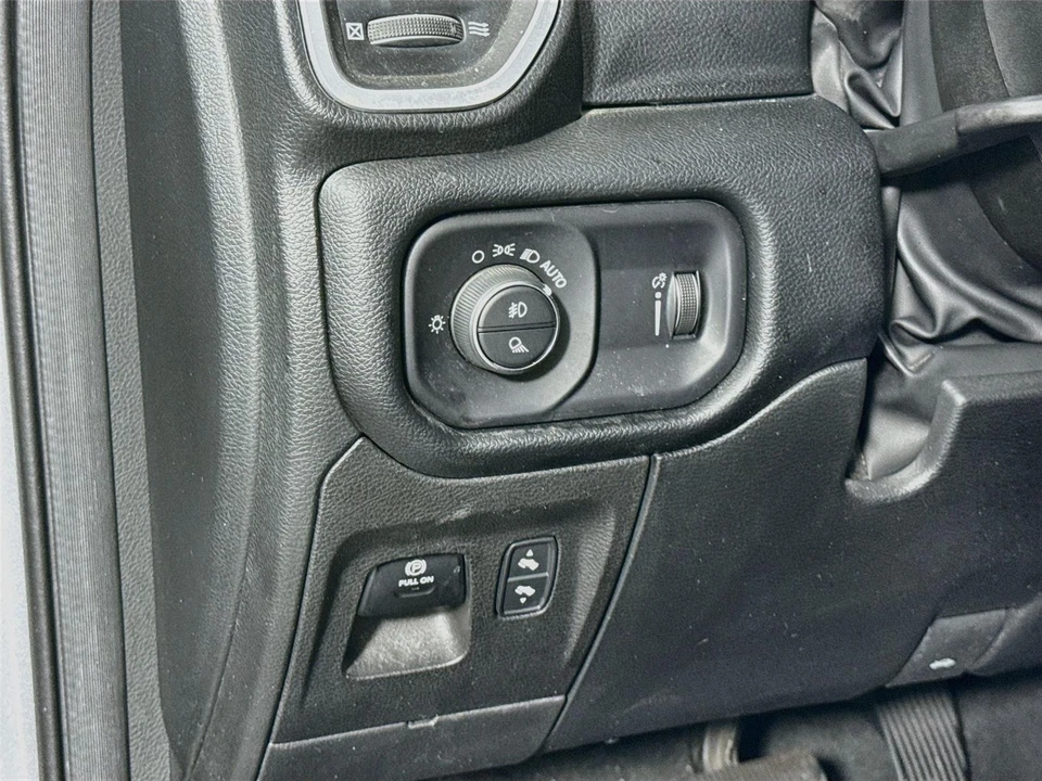 2022 Ram 1500 2nd Gen - Image 7 of 31