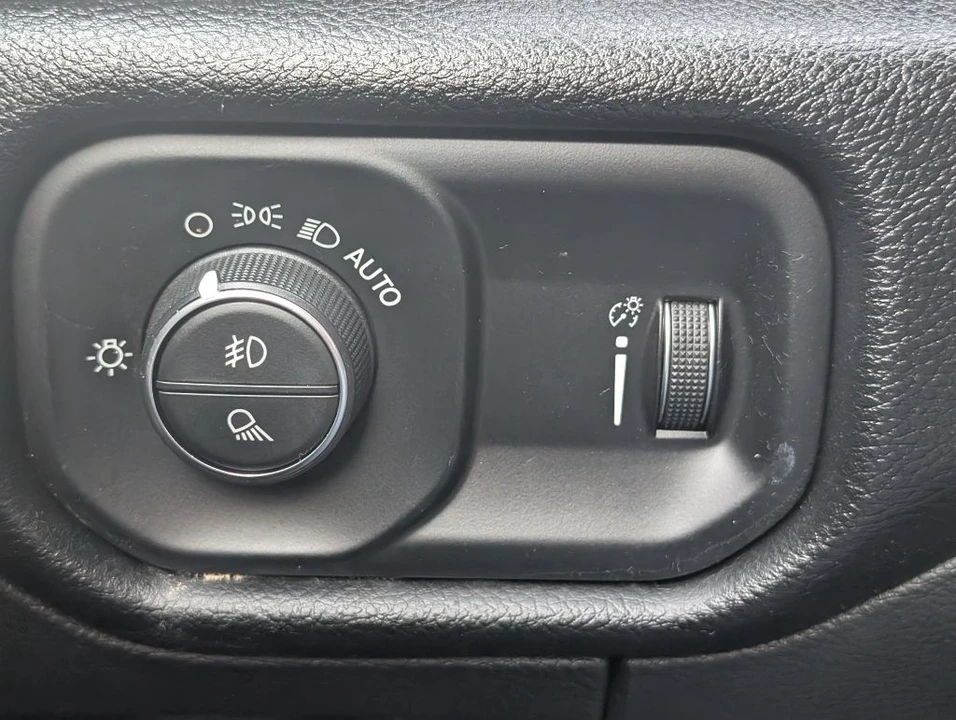 2022 Ram 1500 2nd Gen - Image 12 of 25