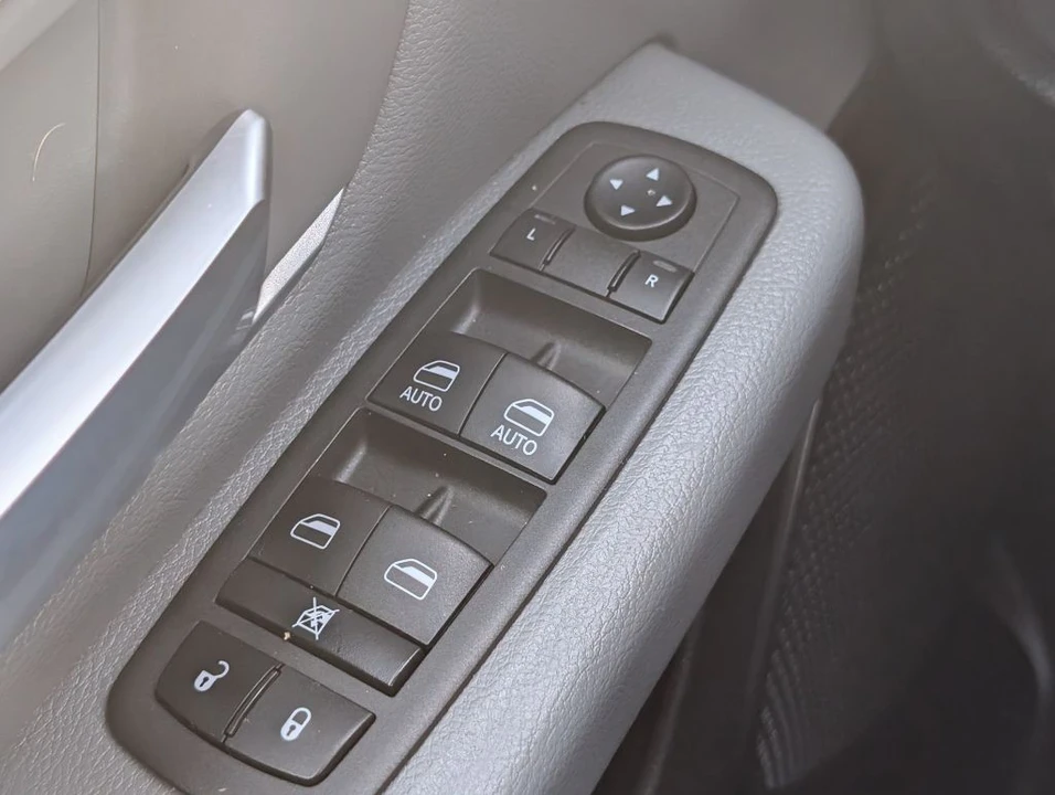 2022 Ram 1500 2nd Gen - Image 11 of 25