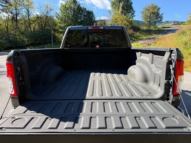2022 Ram 1500 2nd Gen - Image 8 of 12