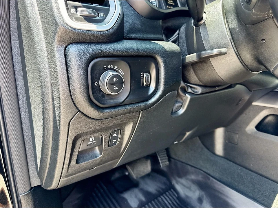 2022 Ram 1500 2nd Gen - Image 6 of 31
