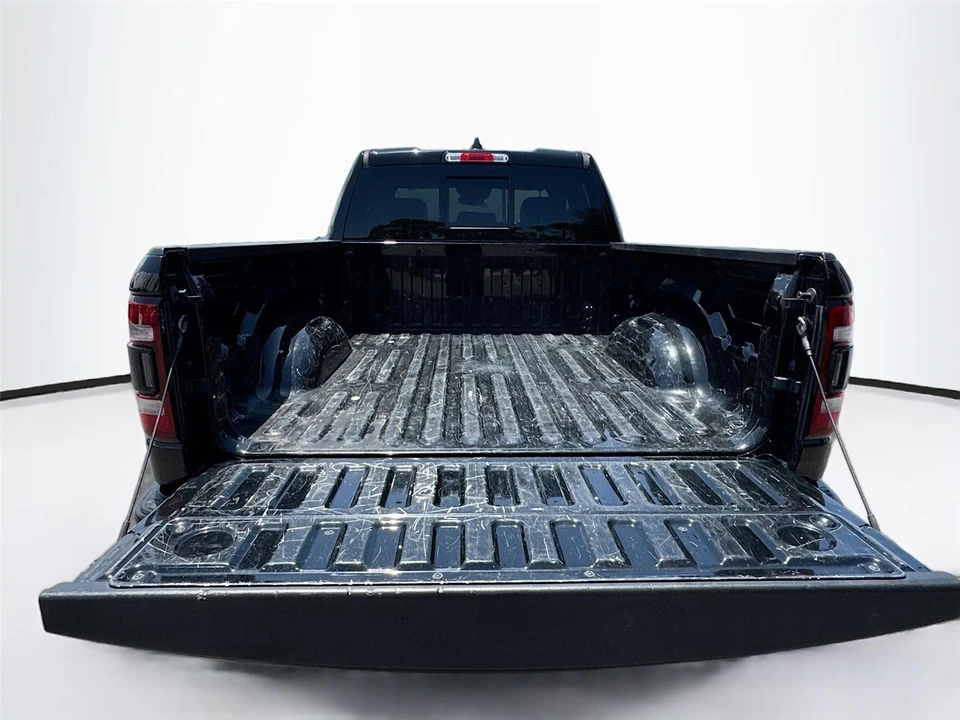 2022 Ram 1500 2nd Gen - Image 17 of 31