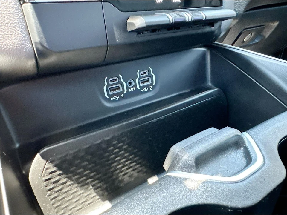 2022 Ram 1500 2nd Gen - Image 15 of 31