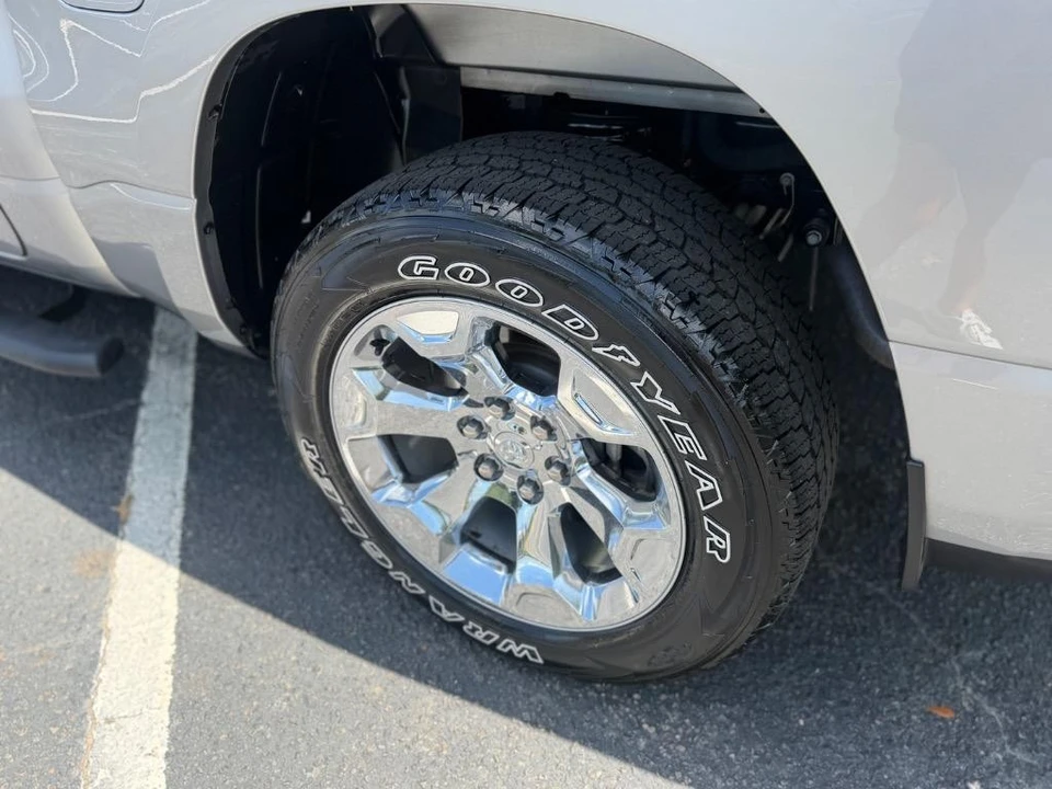 2022 Ram 1500 2nd Gen - Image 26 of 31