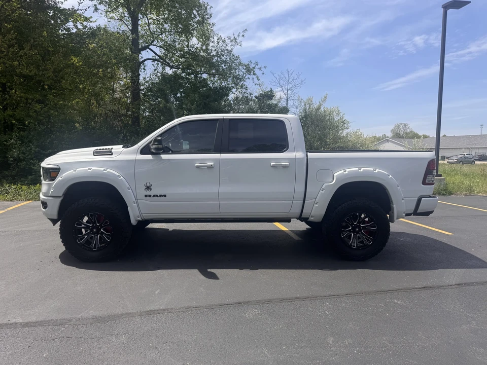 2022 Ram 1500 2nd Gen - Image 5 of 31