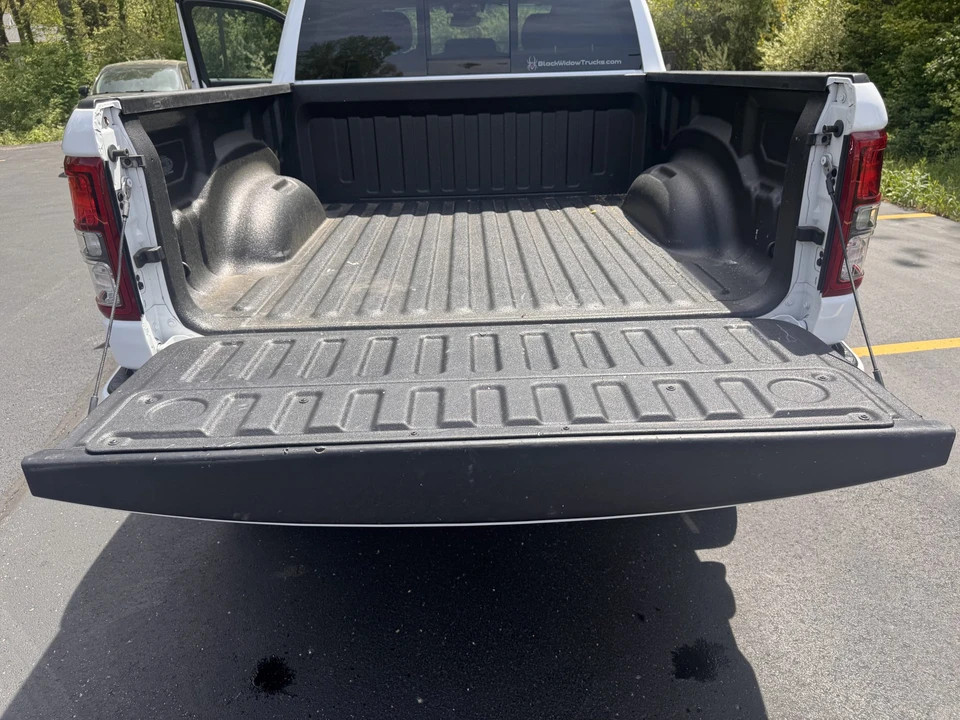 2022 Ram 1500 2nd Gen - Image 8 of 31