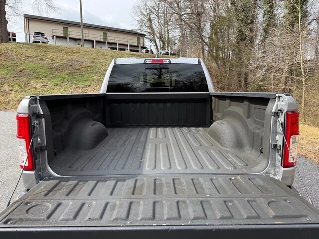 2022 Ram 1500 2nd Gen - Image 8 of 12