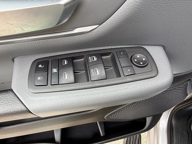 2022 Ram 1500 2nd Gen - Image 13 of 31