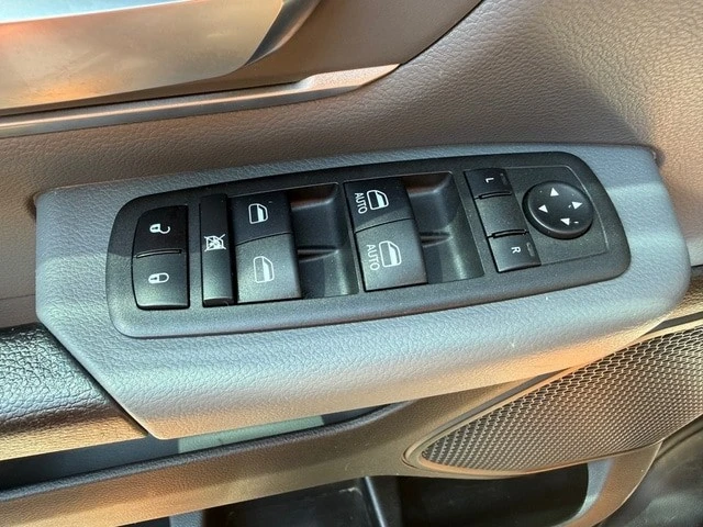 2022 Ram 1500 2nd Gen - Image 13 of 31