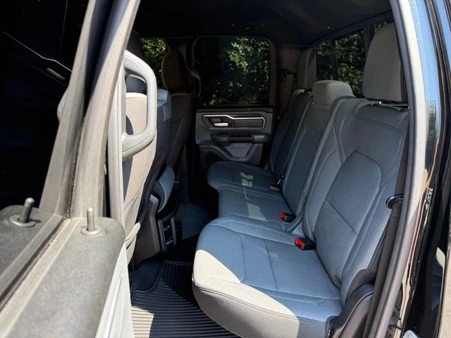 2022 Ram 1500 2nd Gen - Image 16 of 31