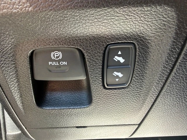 2022 Ram 1500 2nd Gen - Image 15 of 31