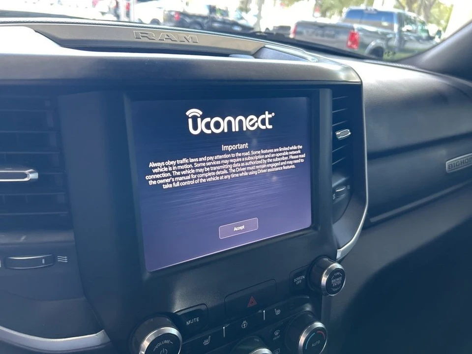 2022 Ram 1500 2nd Gen - Image 7 of 12