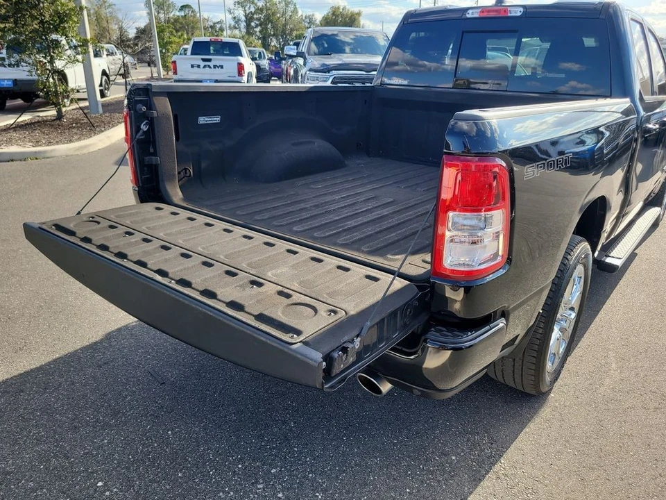 2022 Ram 1500 2nd Gen - Image 8 of 12