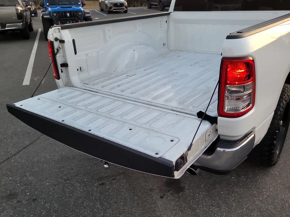 2022 Ram 1500 2nd Gen - Image 8 of 12