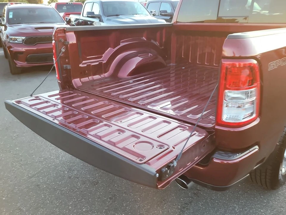 2022 Ram 1500 2nd Gen - Image 8 of 12