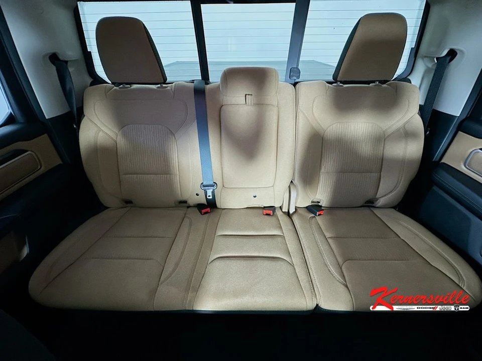 2022 Ram 1500 2nd Gen - Image 13 of 24