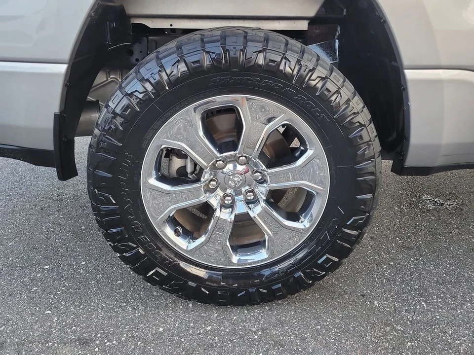 2022 Ram 1500 2nd Gen - Image 5 of 12
