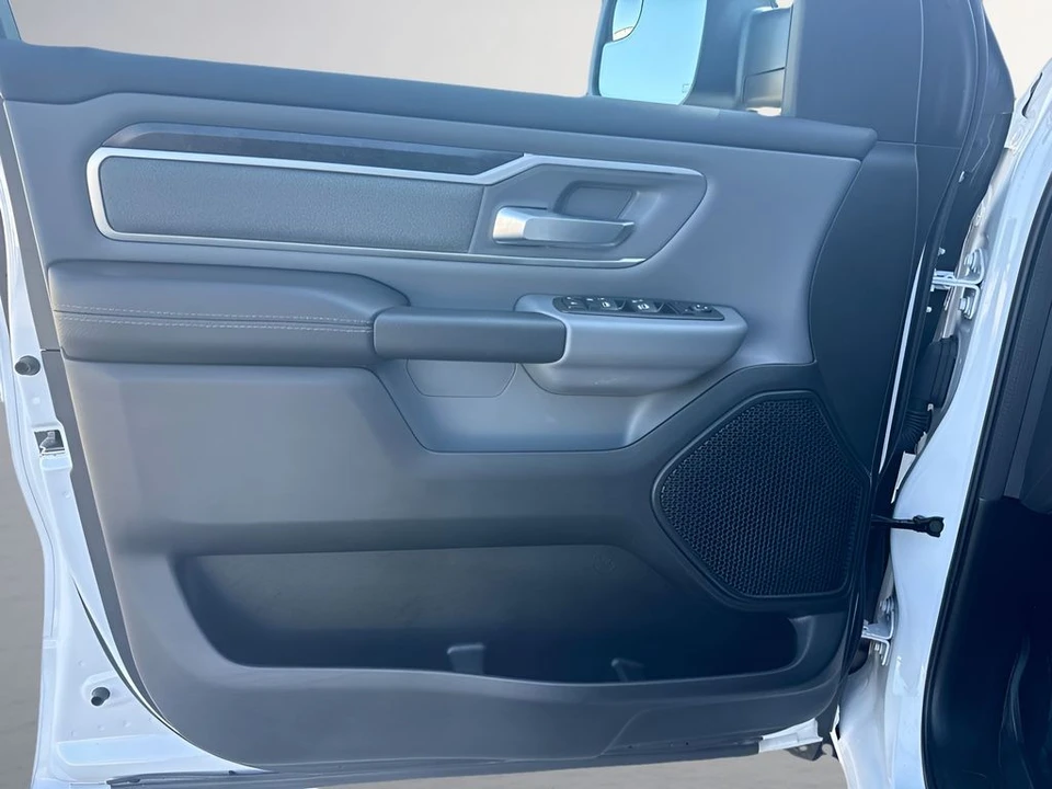 2022 Ram 1500 2nd Gen - Image 25 of 31