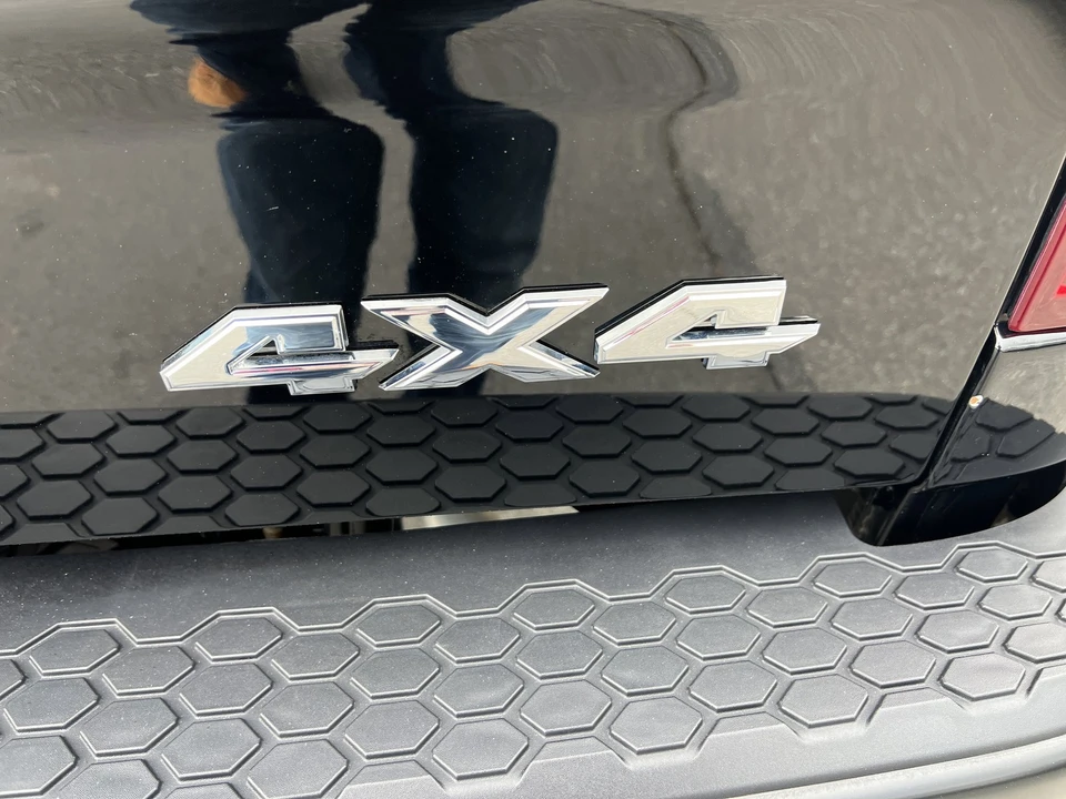 2022 Ram 1500 1st Gen - Image 9 of 21