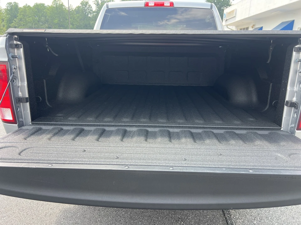 2022 Ram 1500 2nd Gen - Image 9 of 31
