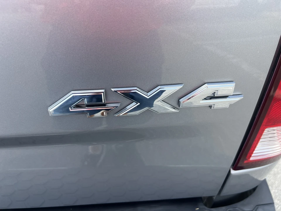 2022 Ram 1500 2nd Gen - Image 8 of 31