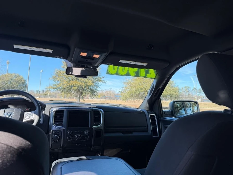 2022 Ram 1500 1st Gen - Image 26 of 31