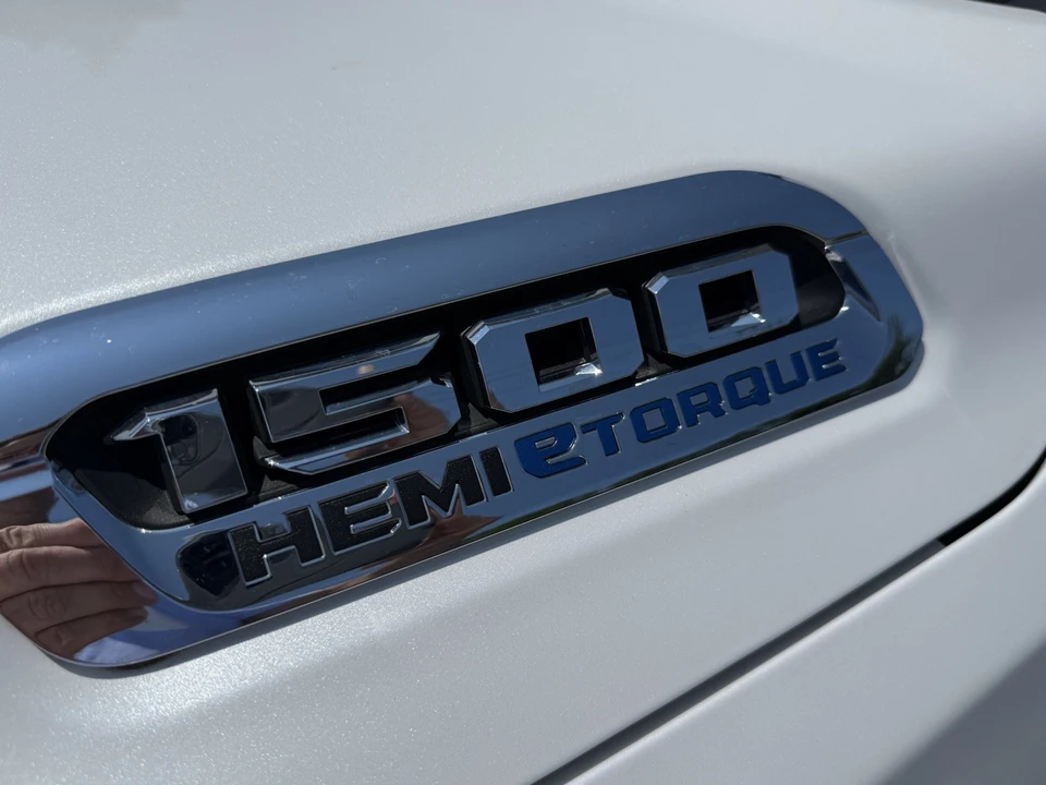 2022 Ram 1500 2nd Gen - Image 15 of 24