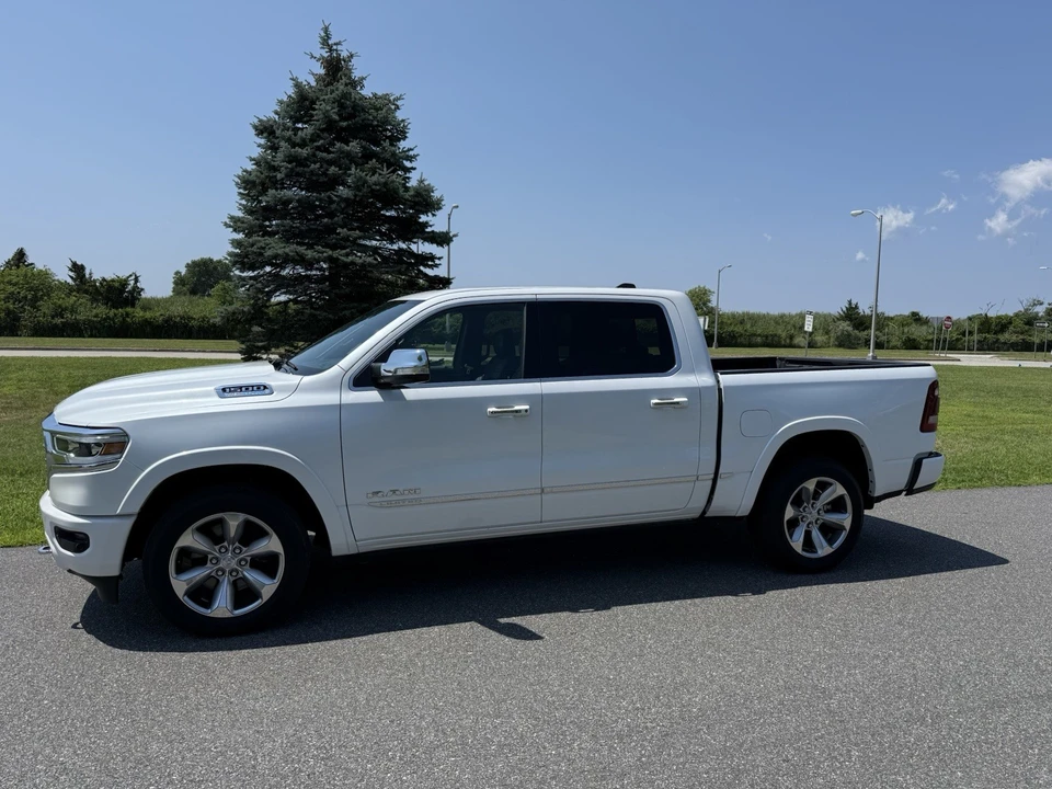 2022 Ram 1500 2nd Gen - Image 9 of 24