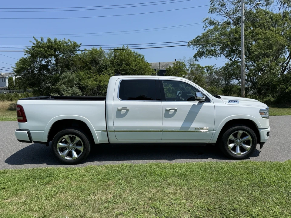 2022 Ram 1500 2nd Gen - Image 3 of 24
