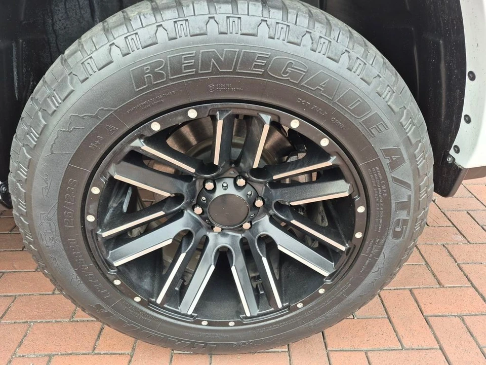 2022 Ram 1500 2nd Gen - Image 9 of 12
