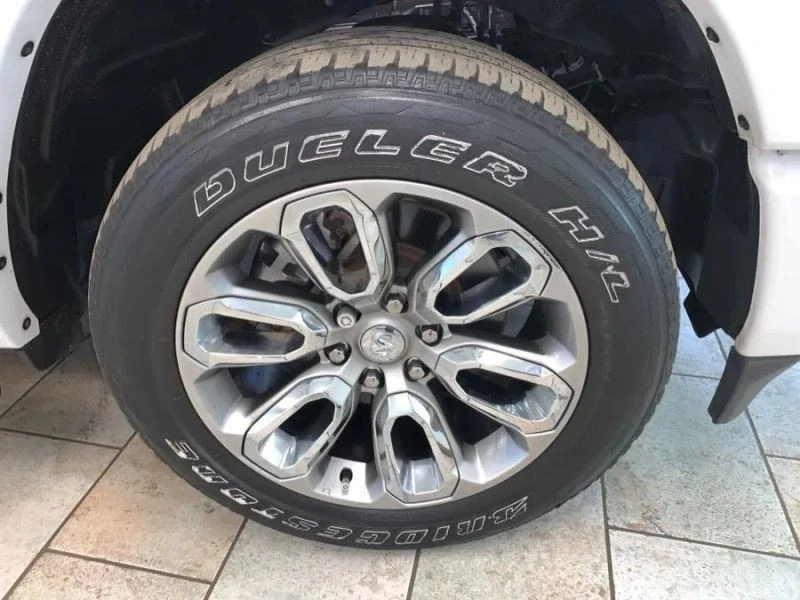 2022 Ram 1500 2nd Gen - Image 9 of 12